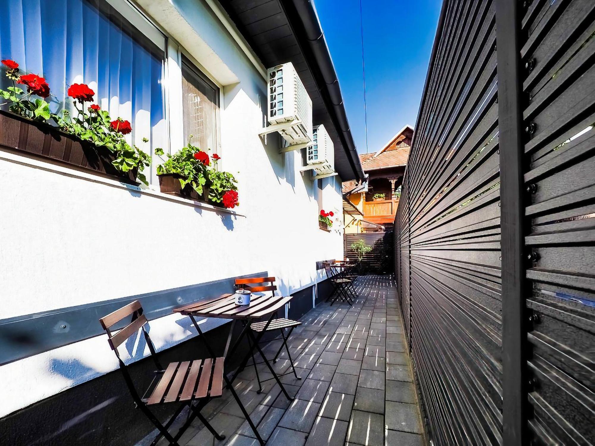 Ben Apartments Sibiu Exteriör bild