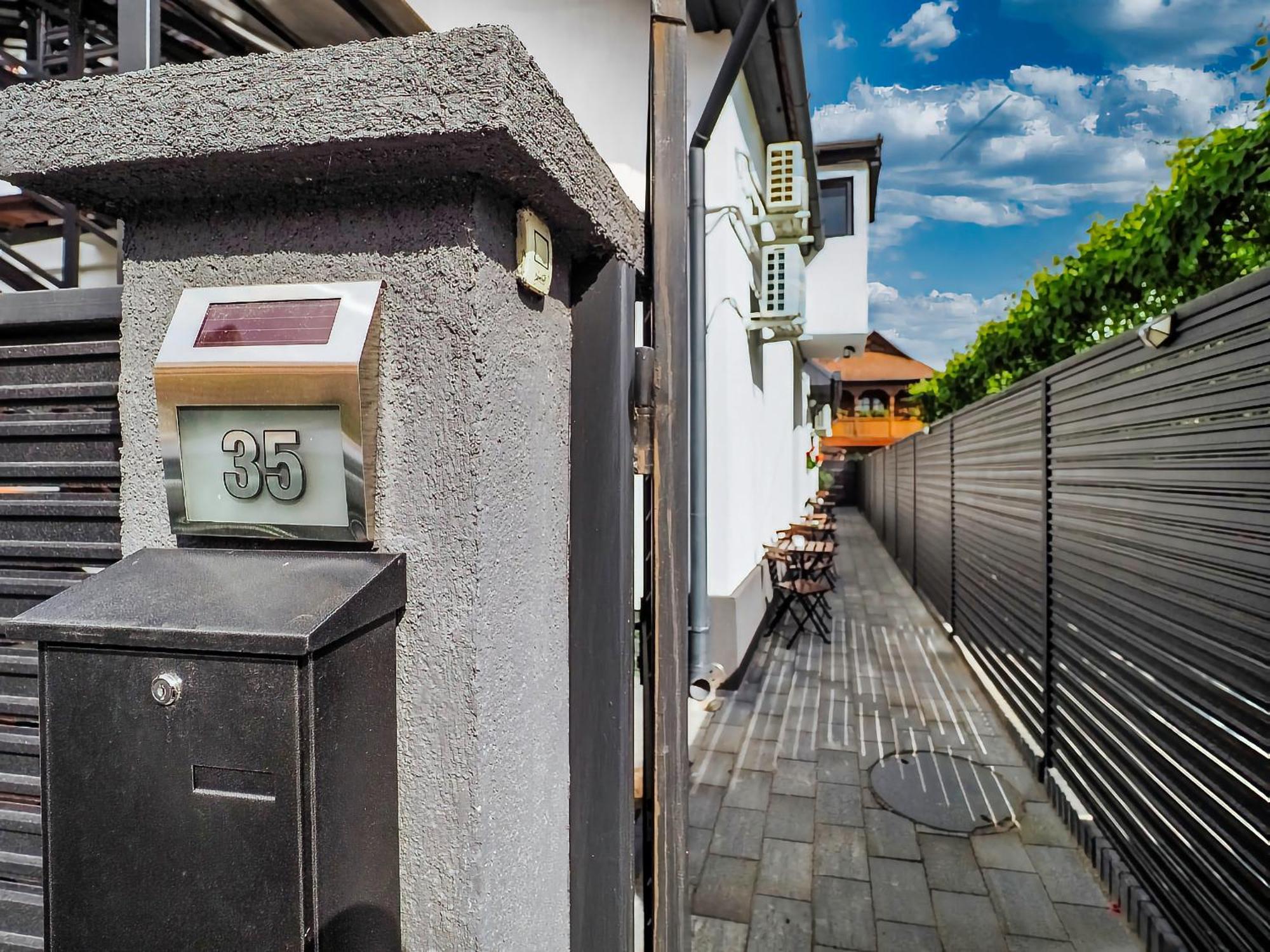 Ben Apartments Sibiu Exteriör bild