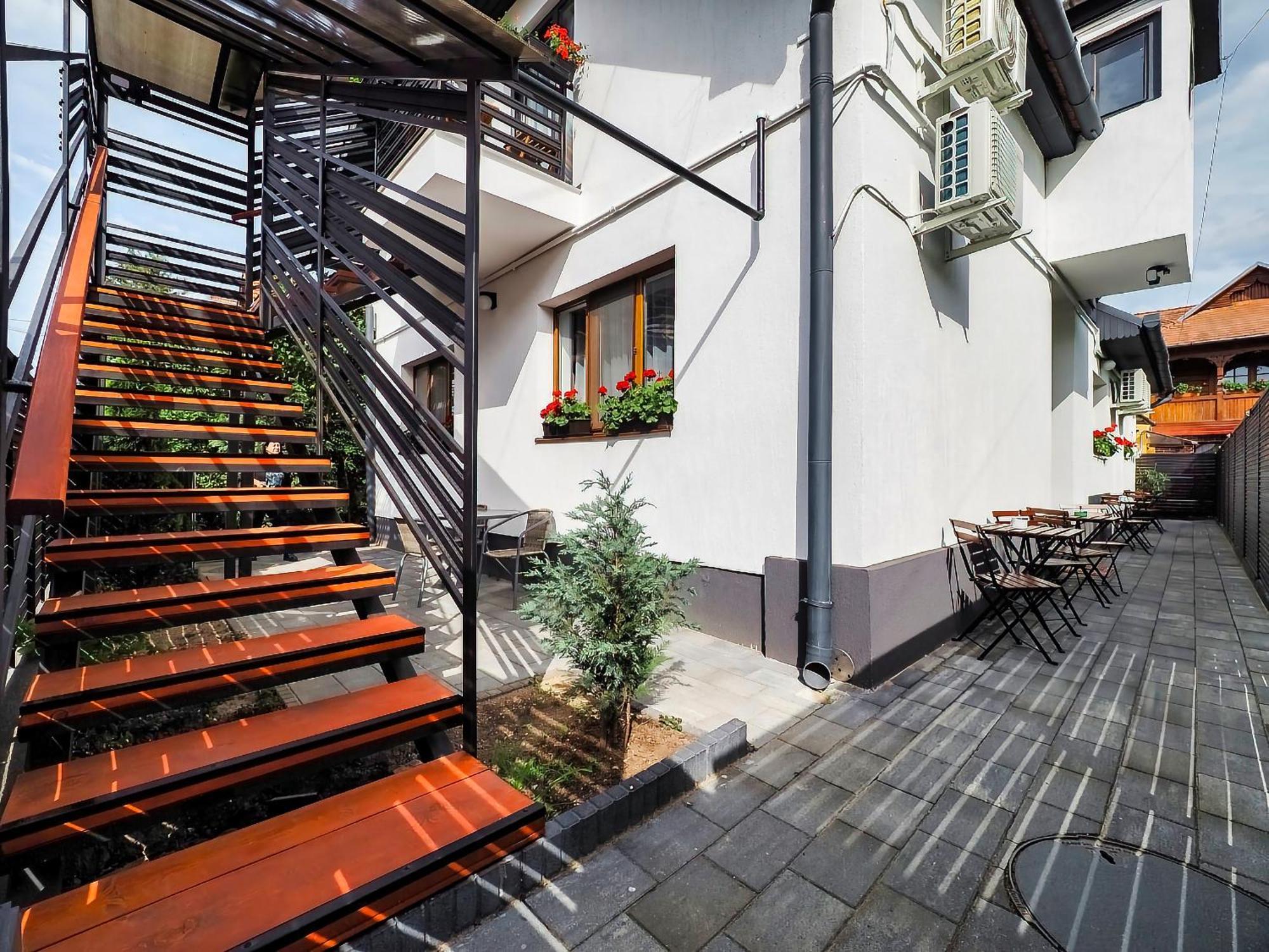 Ben Apartments Sibiu Exteriör bild